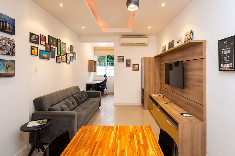 Modernidade e Estilo: Apartamento 2 Qts + Garagem