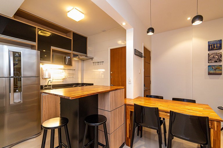 Modernidade e Estilo: Apartamento 2 Qts + Garagem